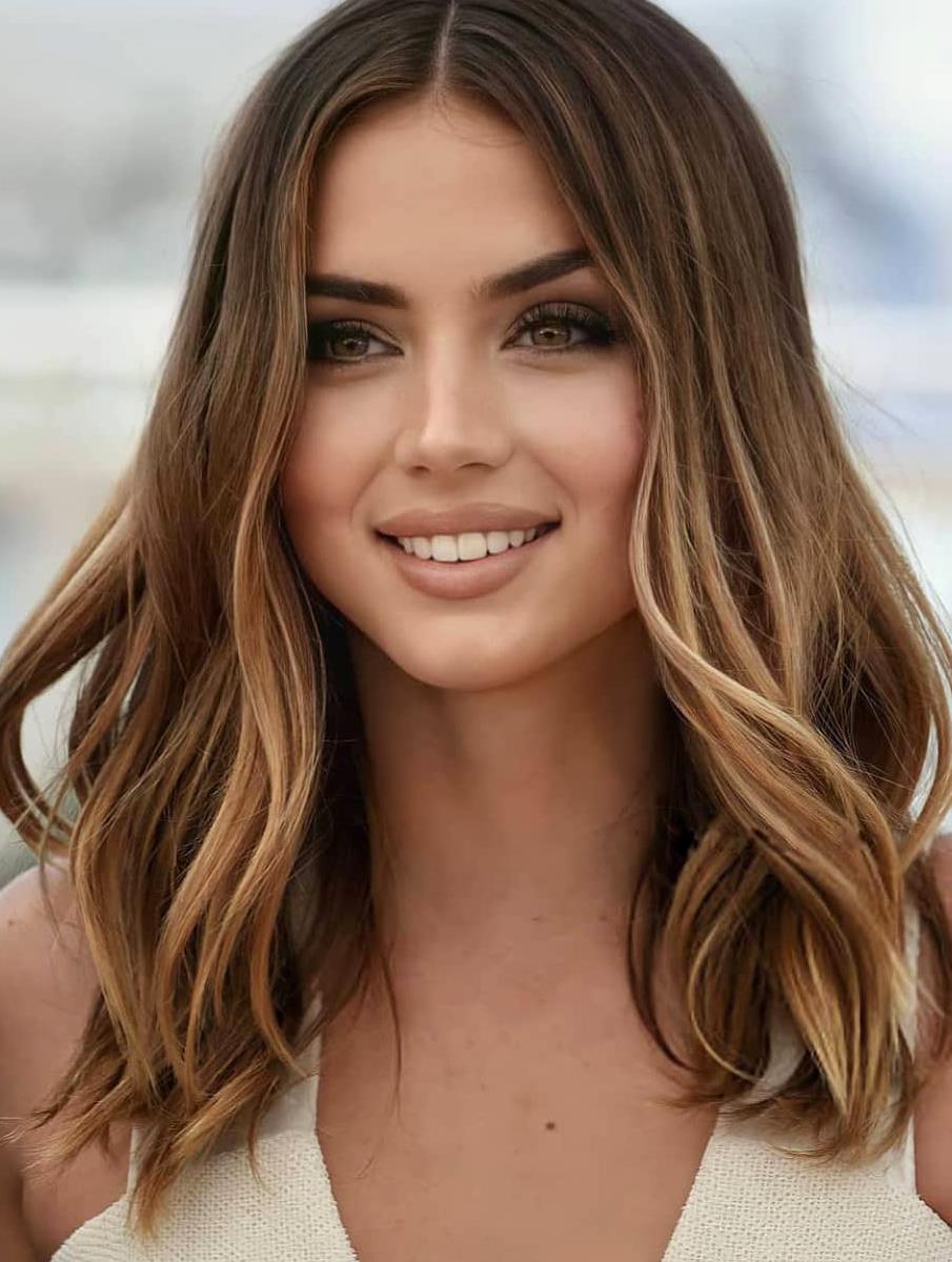 Ana de Armas ombre saç modeli 2023